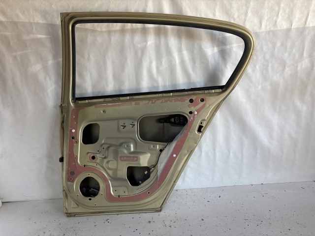 13288 Opel H astra Jobb hátsó Arany Z40n 5 ajtós