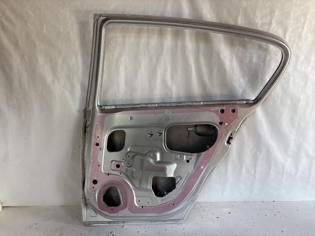 13291 Opel H astra Jobb hátsó Ajtó Ezüst Z157 5 ajtós