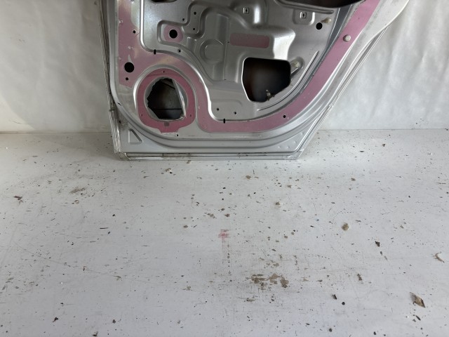 13291 Opel H astra Jobb hátsó Ajtó Ezüst Z157 5 ajtós
