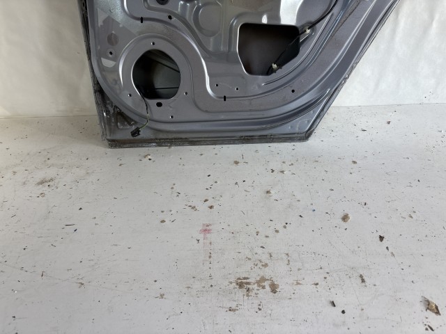13292 Opel H astra Jobb hátsó Ajtó Ezüst Z163 5 ajtós
