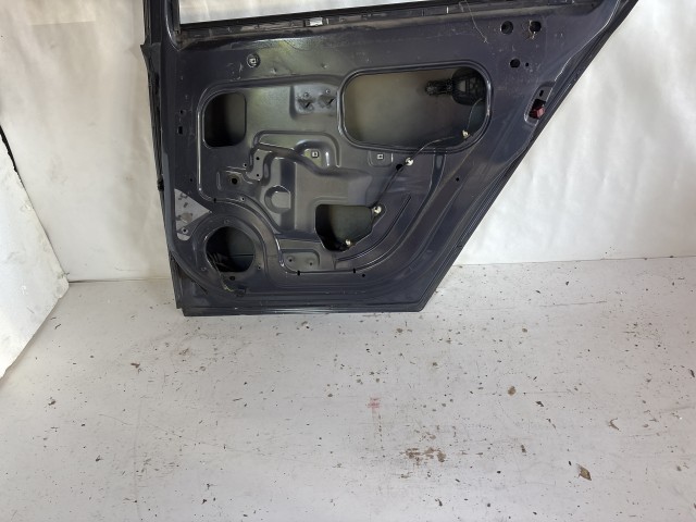 13314 Opel H astra kombi Jobb hátsó Ajtó Fekete Z168