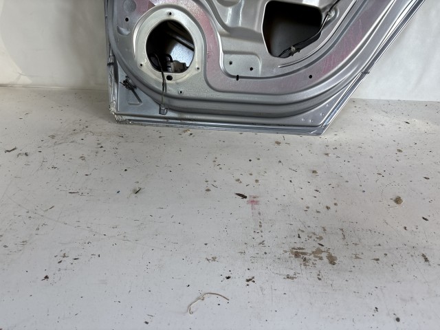 13317 Opel H astra Jobb hátsó Ajtó Ezüst Z155 5 ajtós