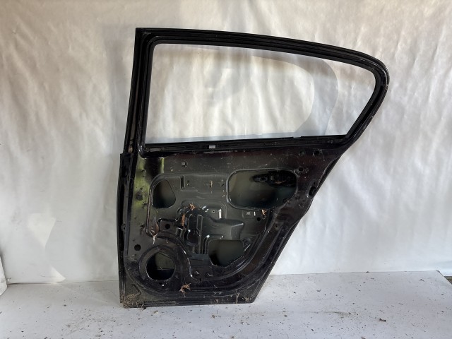 13319 Opel H astra Jobb hátsó  Ajtó Fekete Z20r 5 ajtós