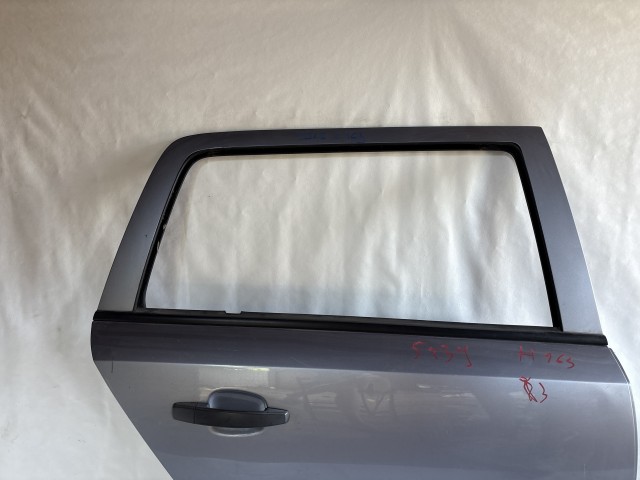 13328 Opel H astra kombi  Jobb hátsó Ajtó Szürke Z163