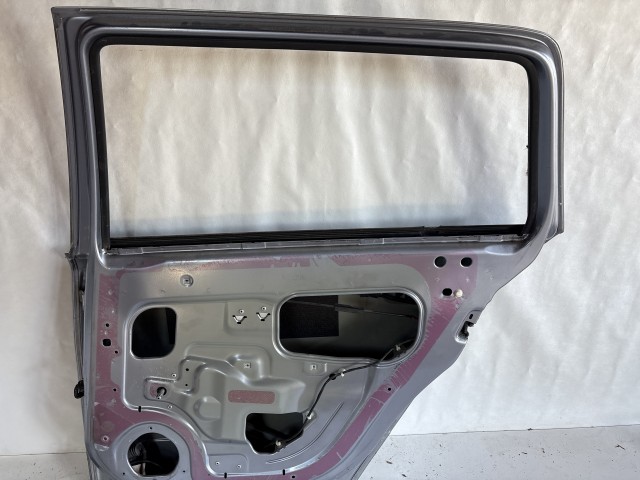 13328 Opel H astra kombi  Jobb hátsó Ajtó Szürke Z163