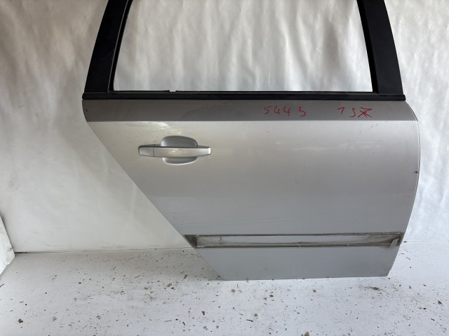 13332 Opel H astra kombi Jobb hátsó Ajtó Ezüst Z157