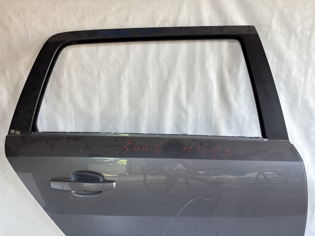 13334 Opel Astra H kombi 2004-2010 Jobb hátsó Ajtó Grafit Z155