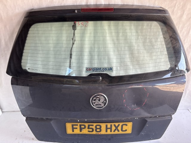 5358 Opel Zafira B 2005-2014 Csomagtérajtó Használt Z168 Sérült