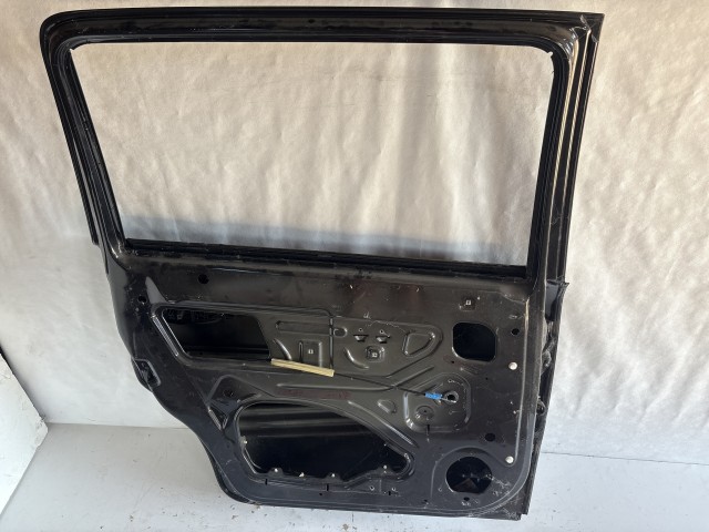 13361 Opel Zafira B 2005-2014 Bal hátsó Ajtó Fekete Z20R