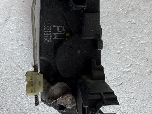 Opel Astra H 2004-2010 Ajtózár Használt jobb hátsó