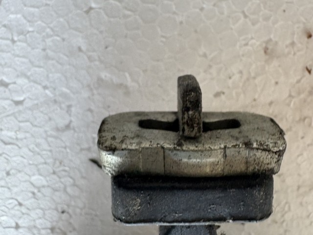 Opel Corsa D 2006-2014 bal első Ajtóhatároló Használt