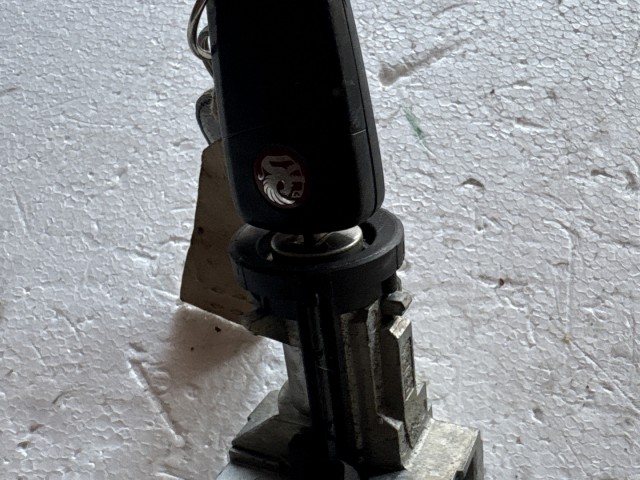 Opel Astra H 2004-2010 Gyújtáskapcsoló Használt
