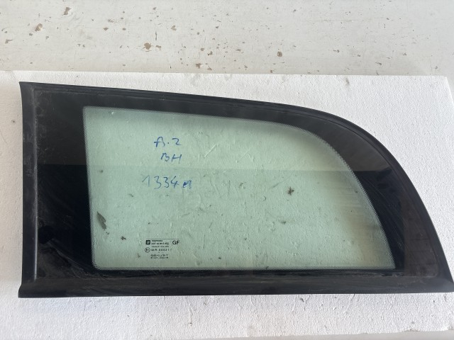 Opel Zafira A 1999-2005 Bal C Oszlop Oldalablak Üveg Használt