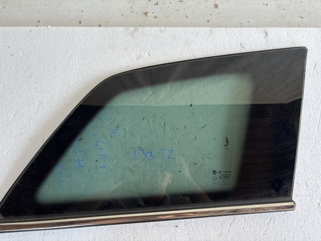 Opel Astra H 2004-2010 Üveg Használt Jobb C Oszlop Oldalablak Üveg