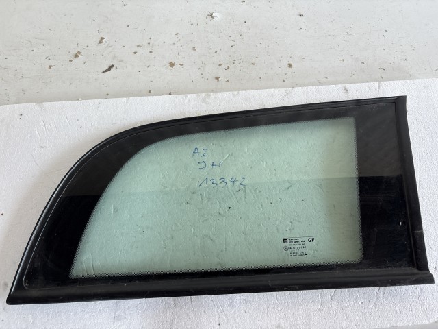 Opel Zafira A 1999-2005 Jobb C Oszlop Oldalablak Üveg Használt