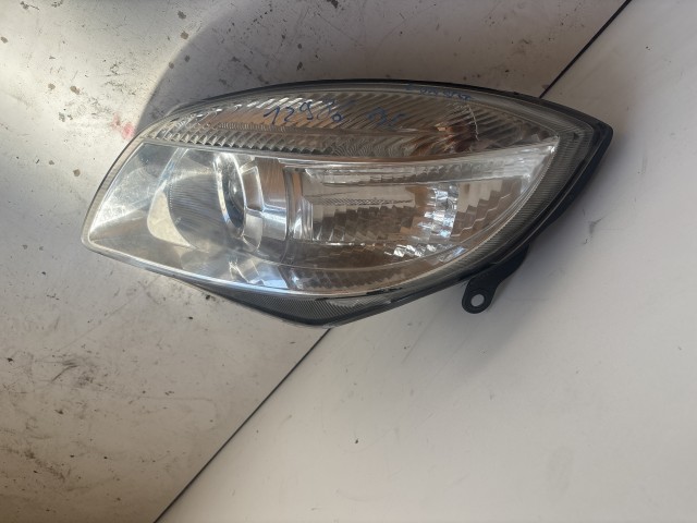 12986 Skoda Roomster Bal első Lámpa Fényszóró Projektoros 