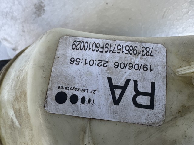Opel Zafira B 2005-2014 2005-2014 Kormányszervó szivattyú Használt  