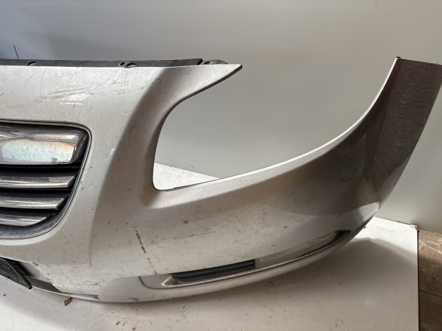 13435 Opel Insignia 2008-2016 első Lökhárító Ezüst  Z176