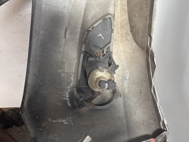 13438 Opel Zafira B első Lökhárító Fekete  Z20R
