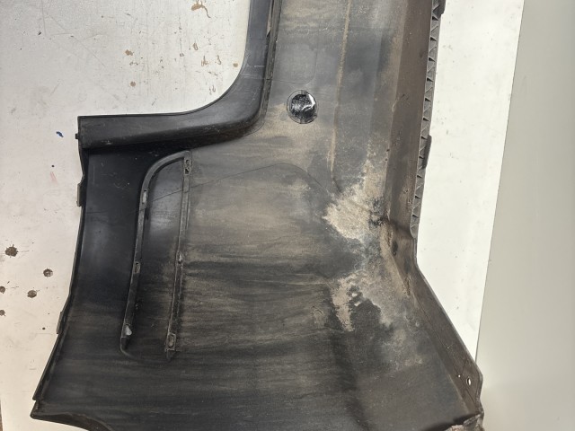 13439 Opel Zafira B Hátsó Lökhárító Fekete  Z20R