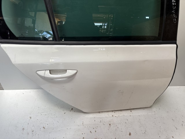 13448 Volkswagen Golf 6 Jobb hátsó 2008-2013 Ajtó Fehér