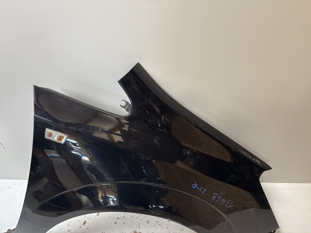 13469 Opel Zafira B Jobb első  Sárvédő Fekete Z20r