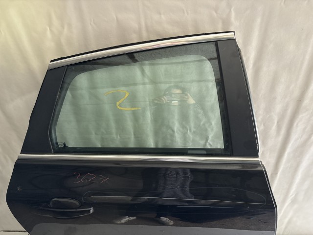 3627 Opel Astra J Jobb hátsó Ajtó Fekete Z20r