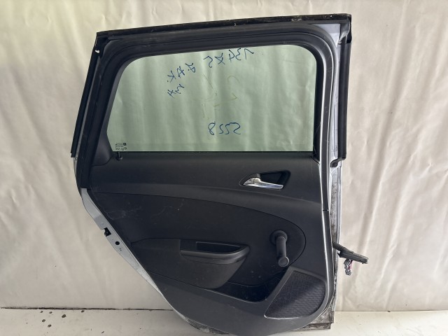 13475 Opel Astra J kombit Bal hátsó  Ajtó Használt Ezüst Szürke