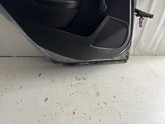13475 Opel Astra J kombit Bal hátsó  Ajtó Használt Ezüst Szürke