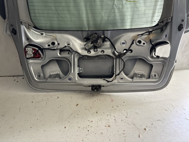 13479 Opel Meriva B 2010-2017 Csomagtérajtó Használt Z176 Ezüst