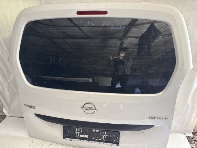 13484 Opel Combo E 2018-2022 Csomagtérajtó Használt  Fehér