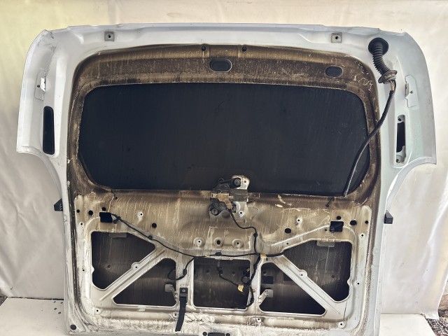 13484 Opel Combo E 2018-2022 Csomagtérajtó Használt  Fehér