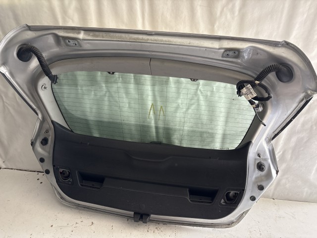 13498 Opel Astra J 2009-2015 Csomagtérajtó Z176 Ezüst 5 ajtós