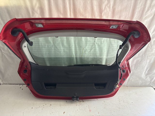 13501 Opel Astra J 2009-2015 Csomagtérajtó Piros 5 ajtós