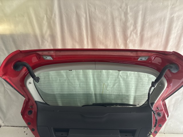 13501 Opel Astra J 2009-2015 Csomagtérajtó Piros 5 ajtós