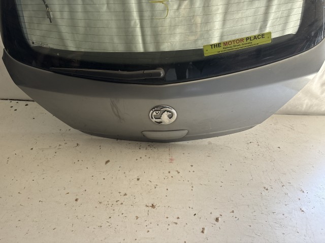 13503 Opel Corsa D 2006-2014 Csomagtérajtó Z179 Szürke 5 ajtós