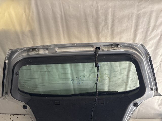 13508 Opel Astra H 2004-2010 Csomagtérajtó Z157 Ezüst 5 ajtós