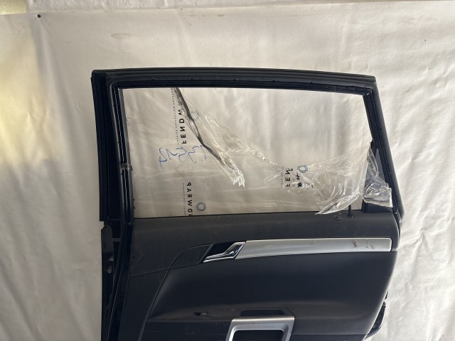 13514 Opel Antara Jobb hátsó Ajtó Fekete Z20r
