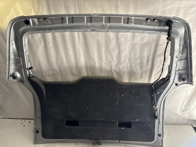 13520 Opel Zafira A 1999-2005 1999-2005 Csomagtérajtó Használt Z157 Szürke