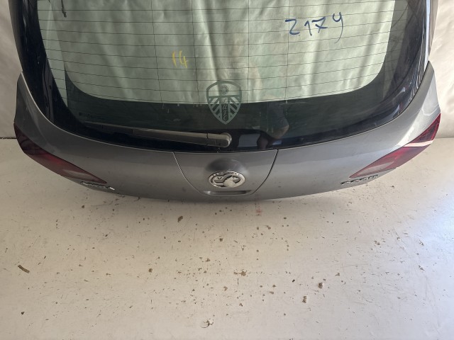 13522 Opel Astra J 2009-2015 Csomagtérajtó Használt  Ezüst z179 5 ajtós