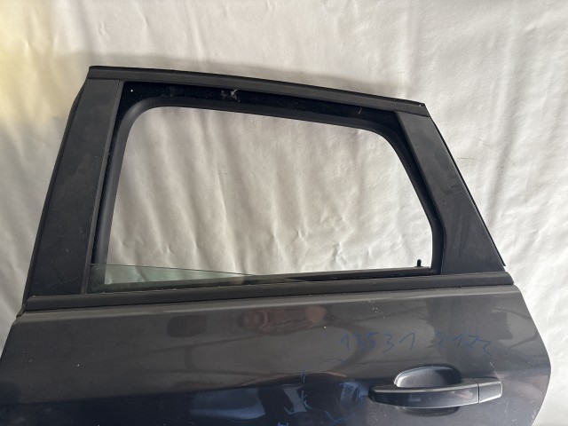 13531 Opel Astra J Bal hátsó Ajtó Fekete Z20r 5 ajtós