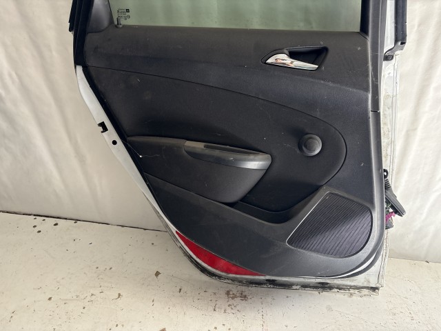 13534 Opel Astra J Bal hátsó Ajtó Fehér 5 ajtós