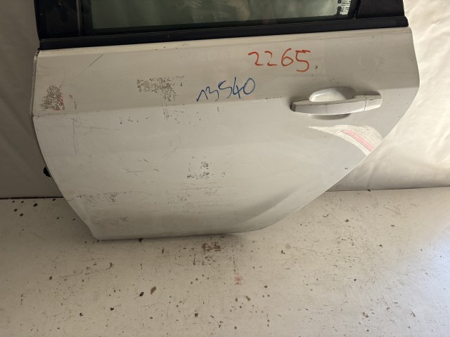 13540 Opel Astra J Bal hátsó Ajtó Fehér 5 ajtós