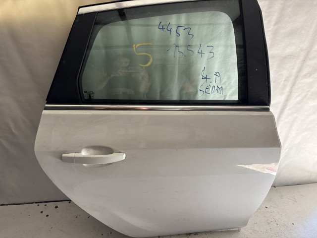 13542 Opel Astra J sedan Jobb hátsó Ajtó Fehér