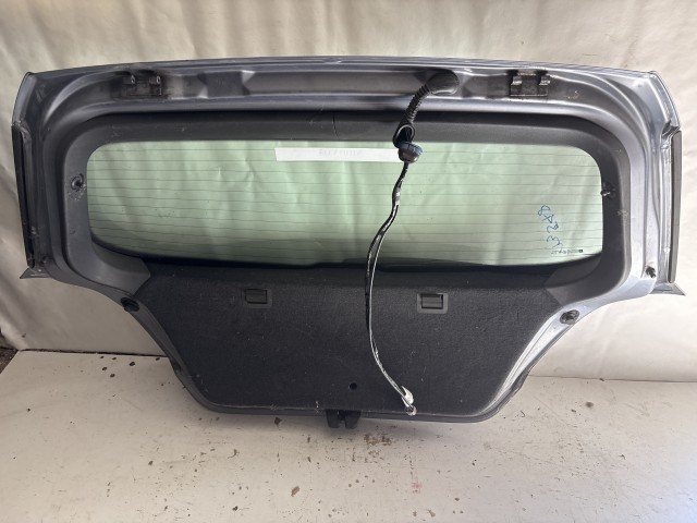 13548 Opel Astra H 2004-2010 Csomagtérajtó Használt Z163 Ezüst
