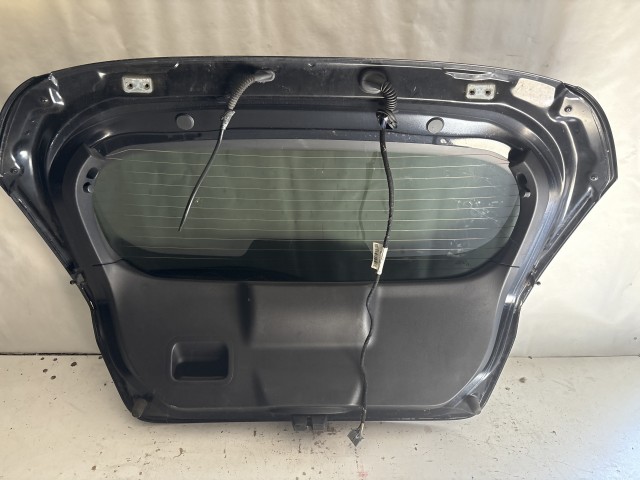 13550 Ford Fiesta Mk6 2008-2019 Csomagtérajtó Használt  Fekete
