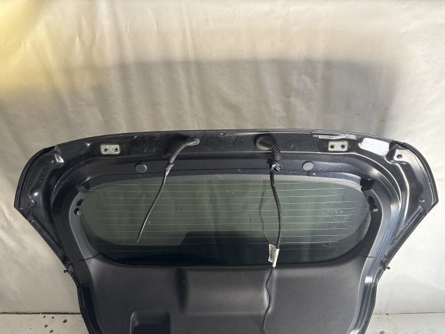 13550 Ford Fiesta Mk6 2008-2019 Csomagtérajtó Használt  Fekete