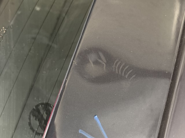 13551 Ford Fiesta Mk6 2008-2019 Csomagtérajtó Használt  Fekete a képen látható sérüléssel