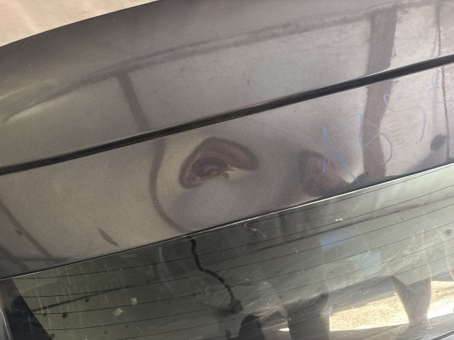 13553 Ford Fiesta Mk6 2008-2019 Csomagtérajtó Használt  Fekete a képen látható sérüléssel