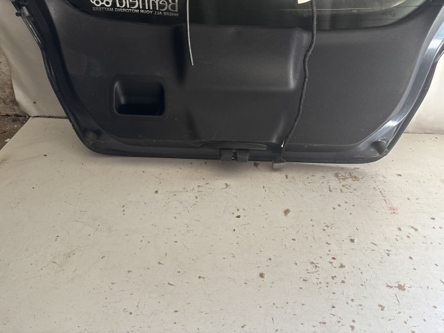 13553 Ford Fiesta Mk6 2008-2019 Csomagtérajtó Használt  Fekete a képen látható sérüléssel
